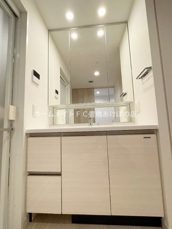 洗面設備　同型別部屋写真