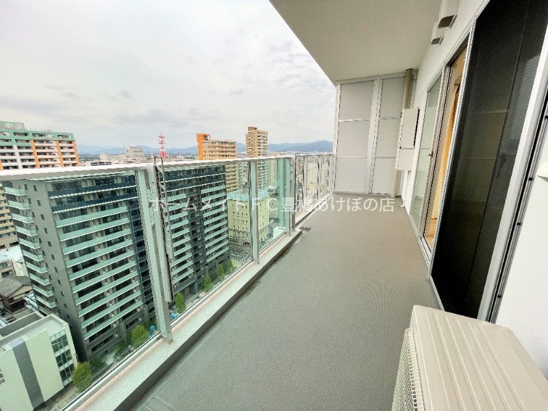 バルコニー　同型別部屋写真