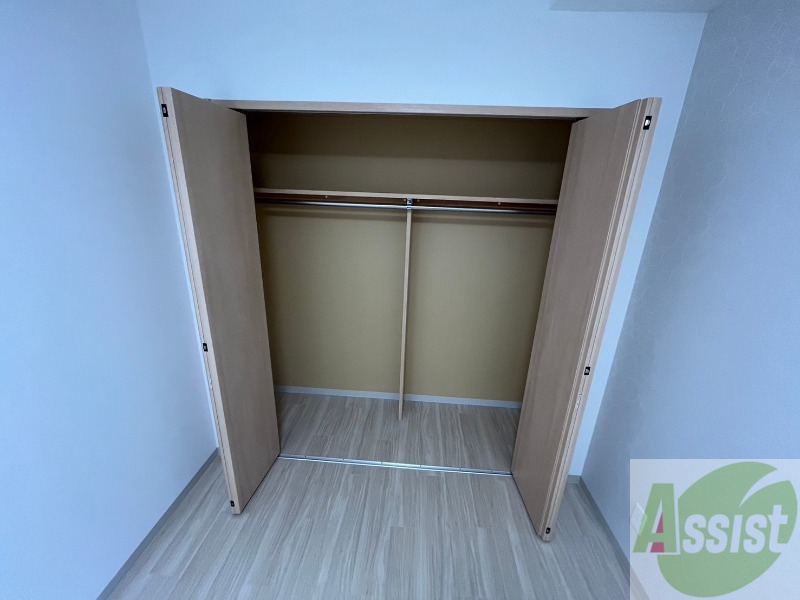 収納　クローゼットがありました。お洋服や荷物はここへ