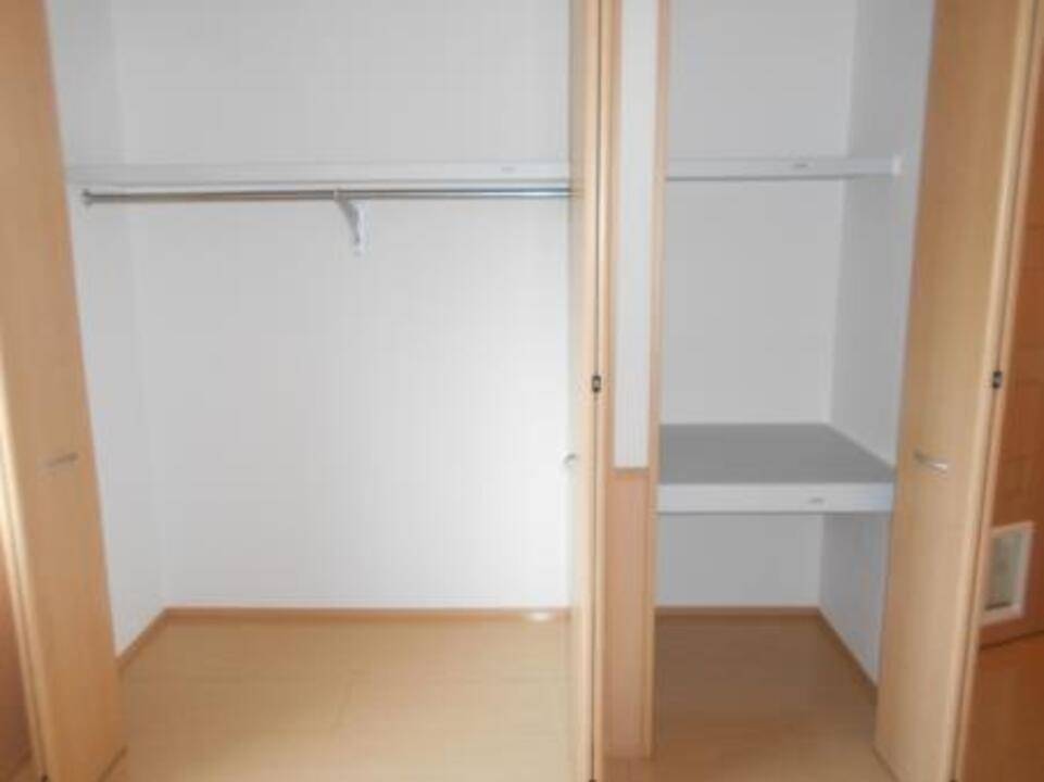 収納　クローゼット