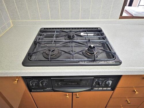 その他設備　3口ガスコンロ