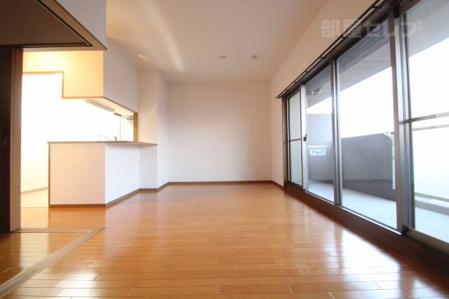 居室・リビング　※２０２号室参照