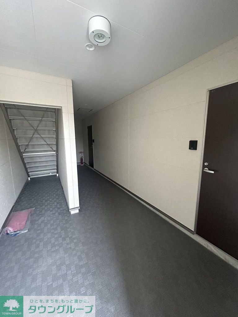 ロビー　お問合せはタウンハウジングまで！※現地待合わせ相談可能