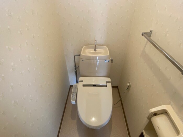 トイレ　シンプルで使いやすいトイレです