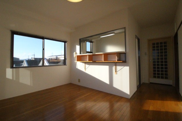 居室・リビング　※別部屋写真