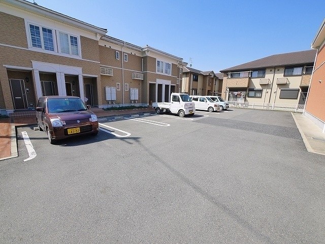 駐車場　駐車スペースもあります