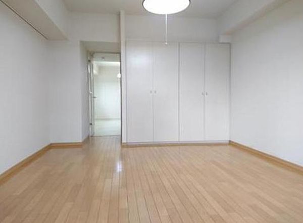 居室・リビング　※別部屋の参考写真です。