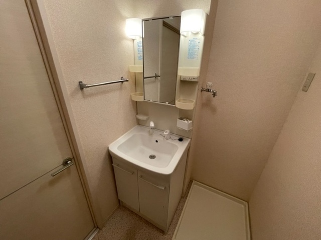 洗面設備　洗髪洗面化粧台