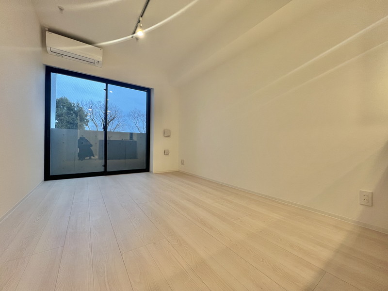 居室・リビング　※別部屋参考写真