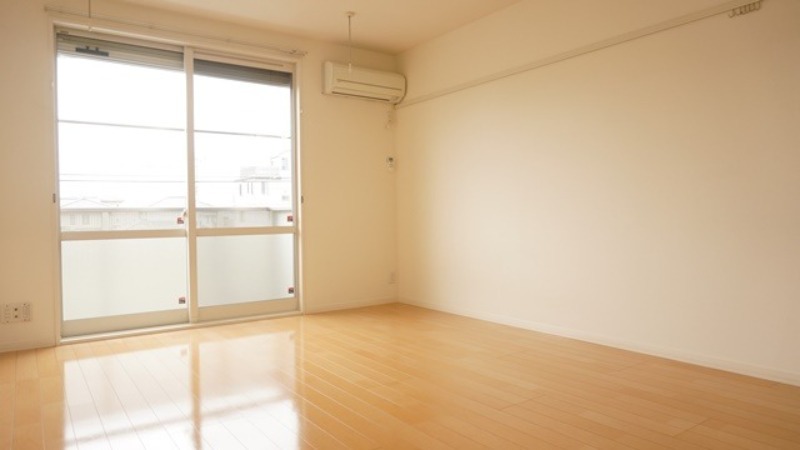 居室・リビング　図面と現状に相違がある場合には現状を優先