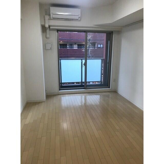 居室・リビング　?