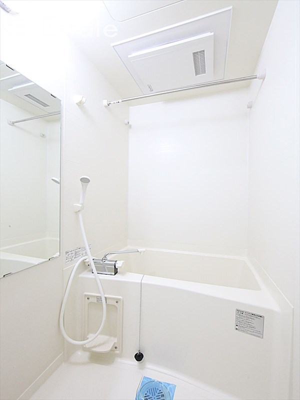 バス・シャワールーム　バスルーム