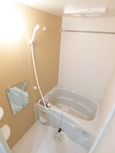 バス・シャワールーム　同施工会社、同仕様のお写真です。