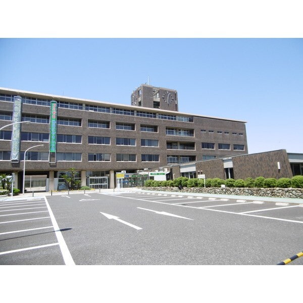 役所　越谷市役所（役所）まで495m