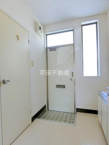 玄関　★弊社は更新料１万円のみ★保証会社の更新料もありません★