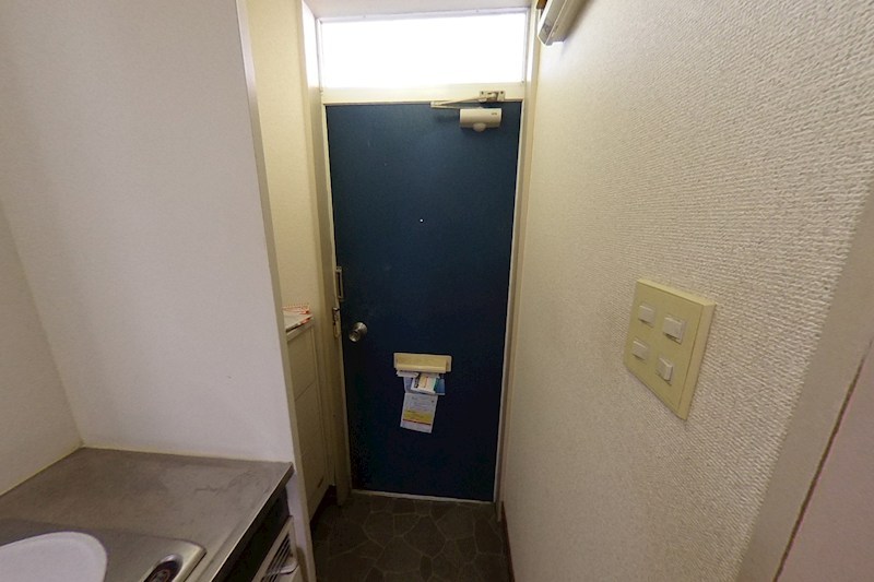 玄関　別部屋参照