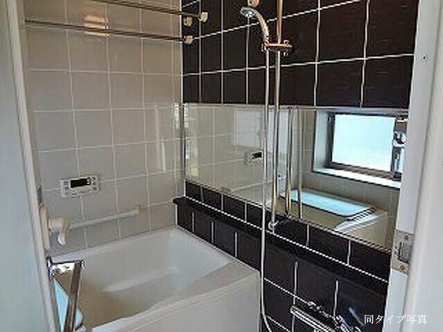 バス・シャワールーム　別タイプ部屋　参考写真です