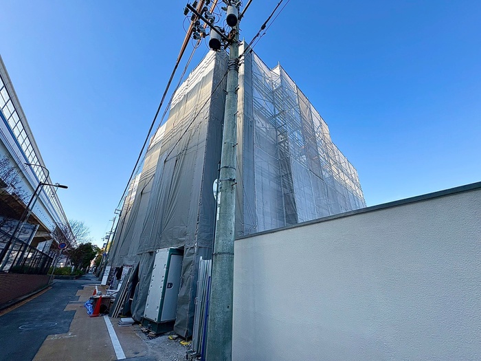建物外観　建築中