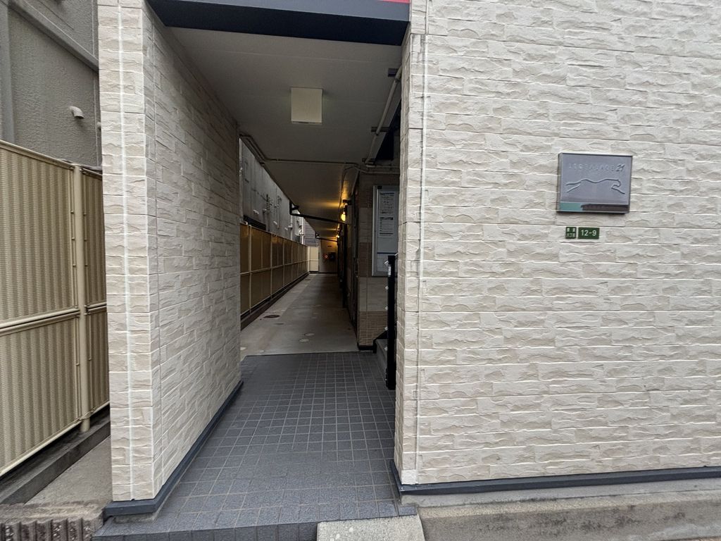 エントランス　エントランス