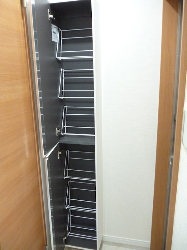 収納　シューズボックス