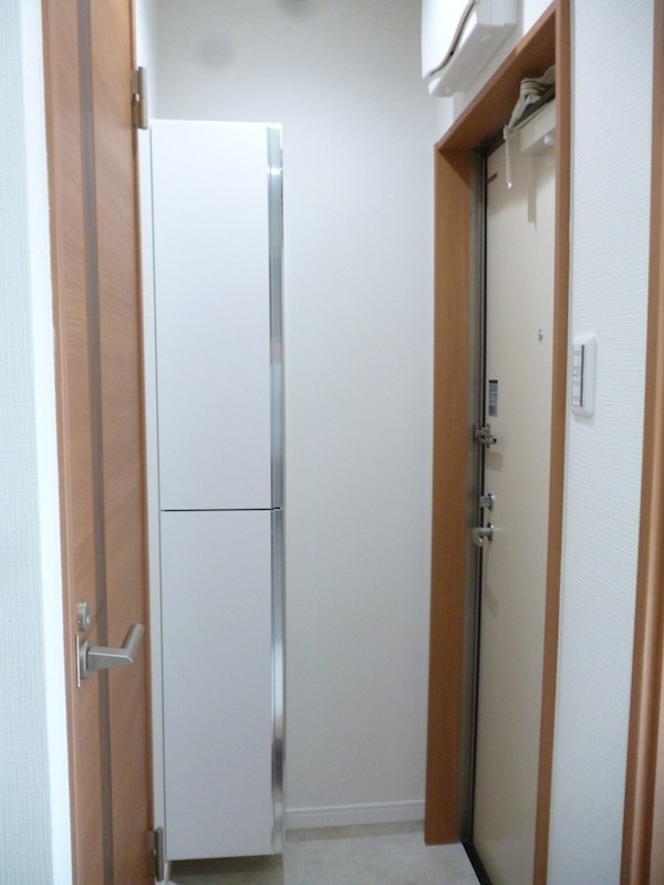玄関　収納もある玄関です