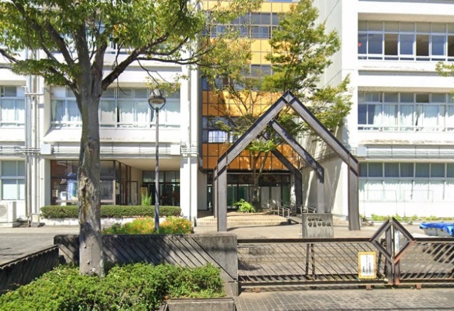 中学校　静岡市立安東中学校（中学校）まで800m