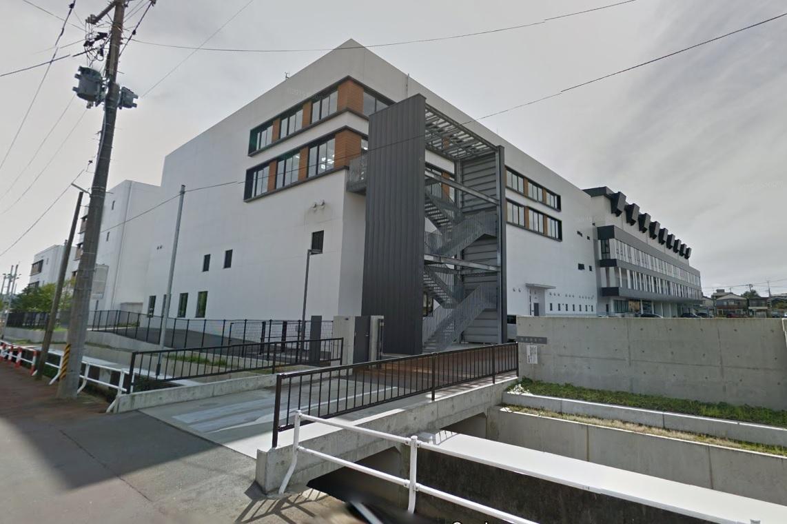 中学校　三条第一中学校（中学校）まで1900m