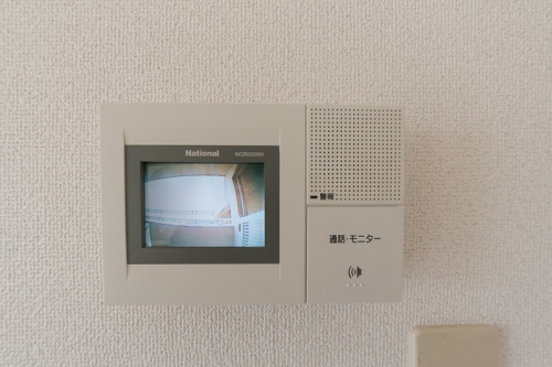 セキュリティ　参考画像は２号室です。間取り反転。現況優先です。