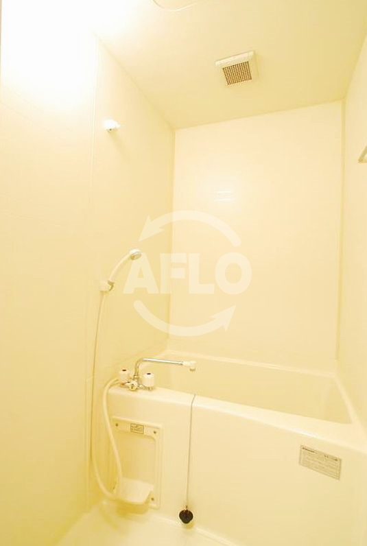 バス・シャワールーム　ジェイ・プライド難波南　バスルーム