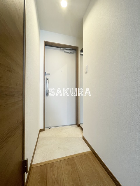 玄関　収納豊富なシューズボックスです♪