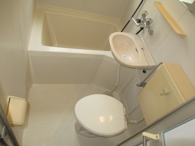 バス・シャワールーム　バス