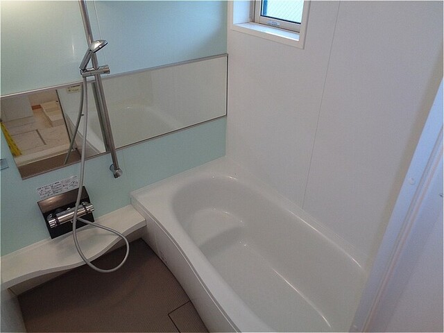 バス・シャワールーム　浴室