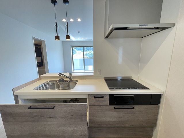 キッチン　キッチンでお料理をお楽しみください