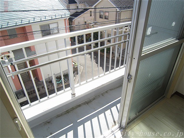 バルコニー　●太陽サンサンのバルコニー！