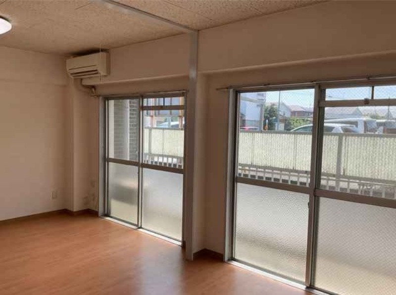 居室・リビング　図面と現状に相違がある場合には現状を優先