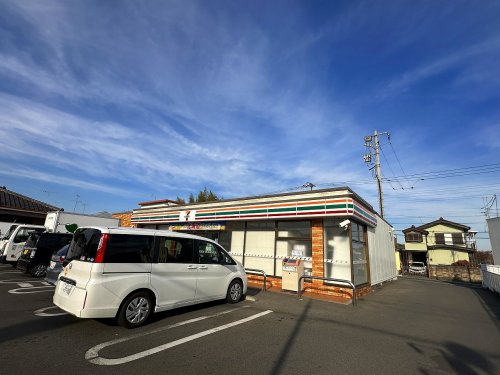 コンビニ　セブン-イレブン 八王子楢原店（コンビニ）まで327m