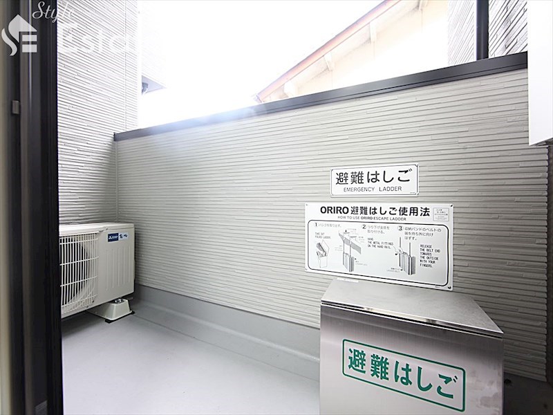 バルコニー　バルコニー