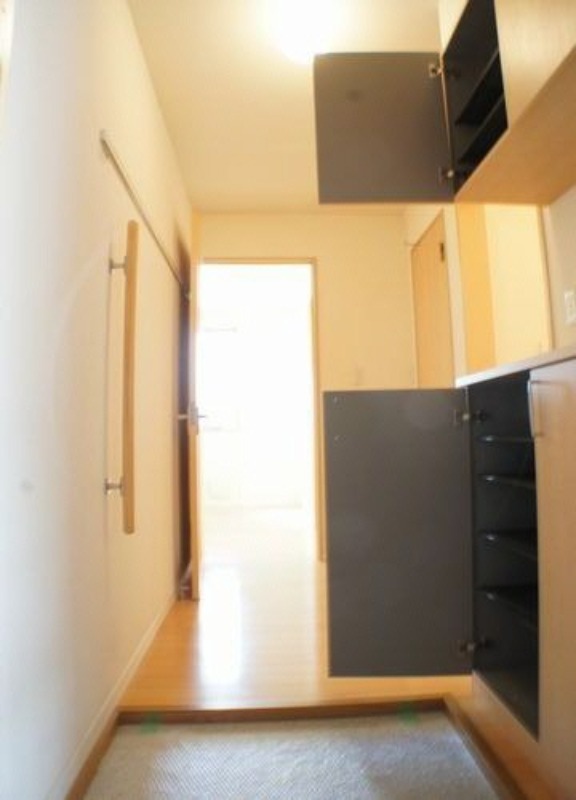 玄関　図面と現状に相違がある場合には現状を優先