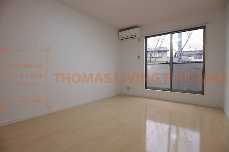 その他部屋・スペース　ベットも充分置ける広さです。