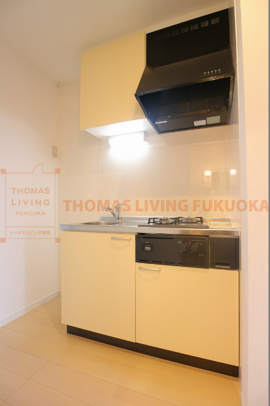 キッチン　ガスコンロ付いてます。