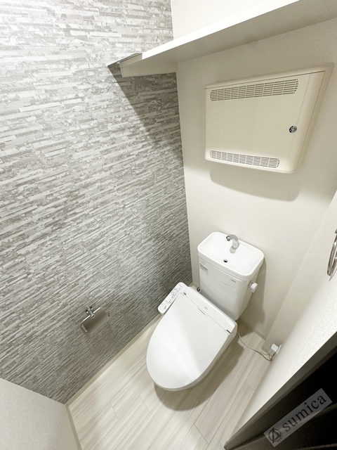 トイレ　温水洗浄便座付き♪♪