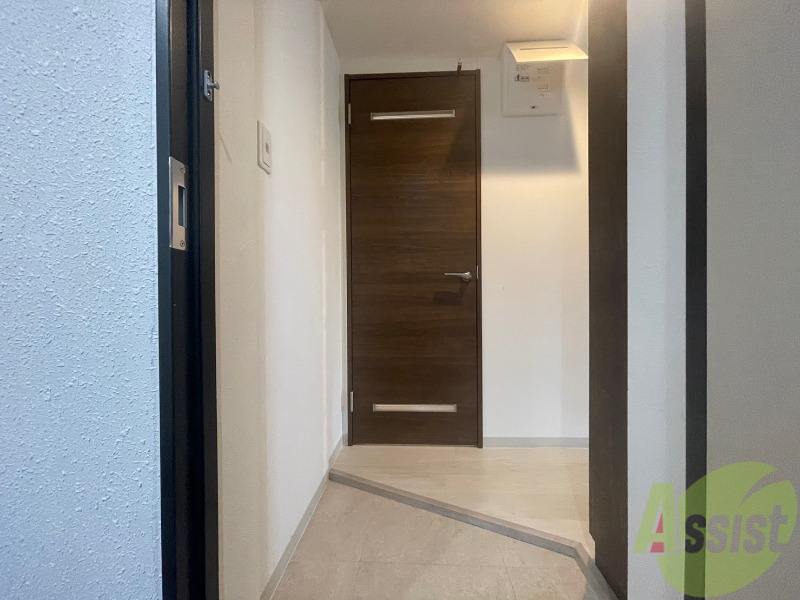 玄関　玄関からの様子を撮影してみました。動線になります。