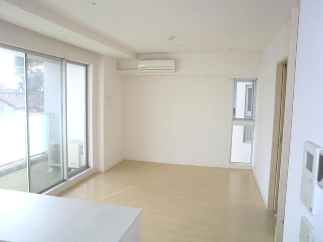 居室・リビング　★開放的なリビング１４．１帖です★