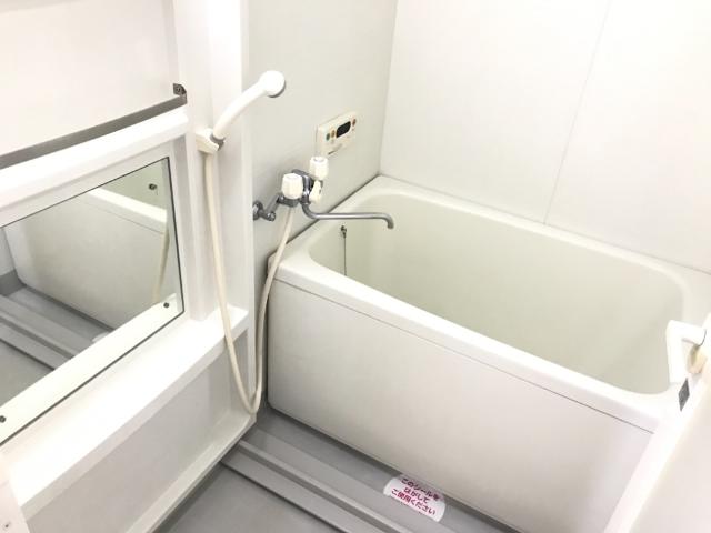 バス・シャワールーム　バス