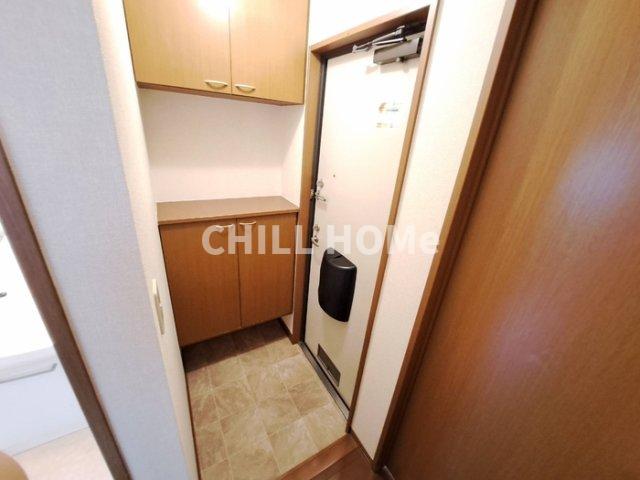 玄関　当社、チルホームのHPもご覧ください(^^)/物件情報多数♪