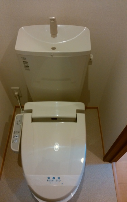 トイレ　トイレ