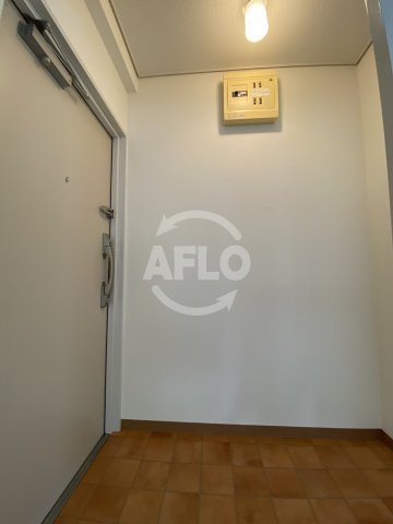 玄関　伊勢ハイム　玄関