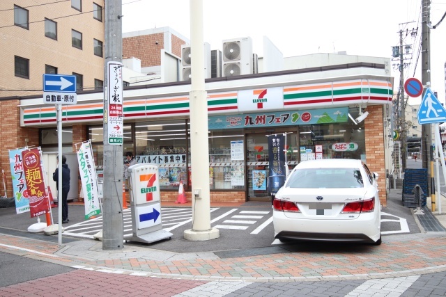 コンビニ　セブン-イレブン 名古屋藤見が丘店（コンビニ）まで87m