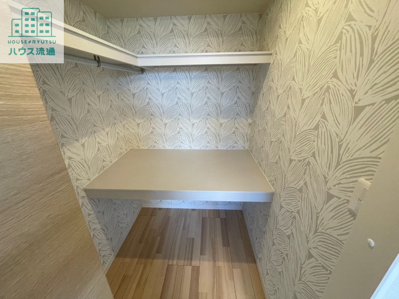 収納　※写真は別号室です