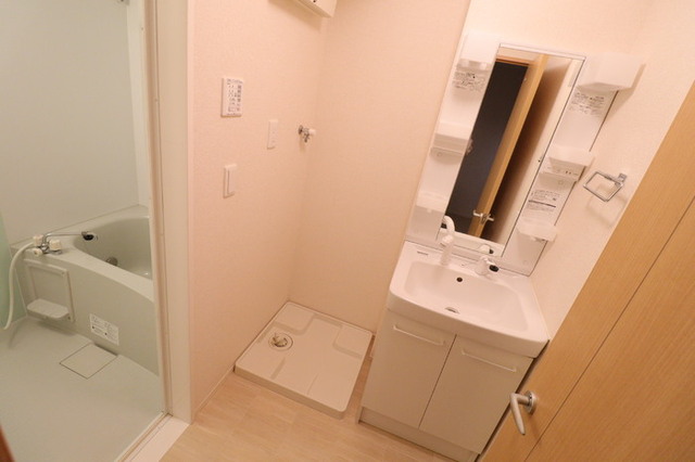 洗面設備　洗髪洗面化粧台